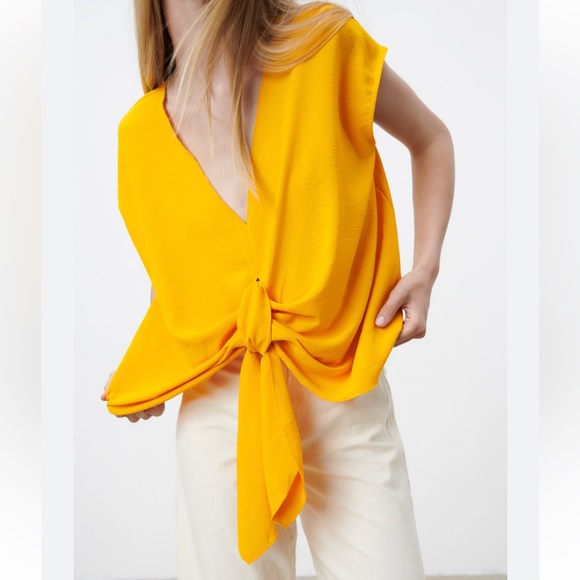Zara Tops Zara Yellow Flowy Knotted Top Poshmark